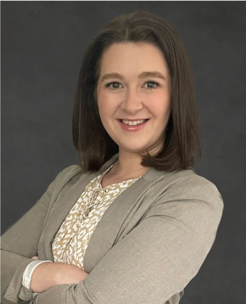 Caroline Mills headshot